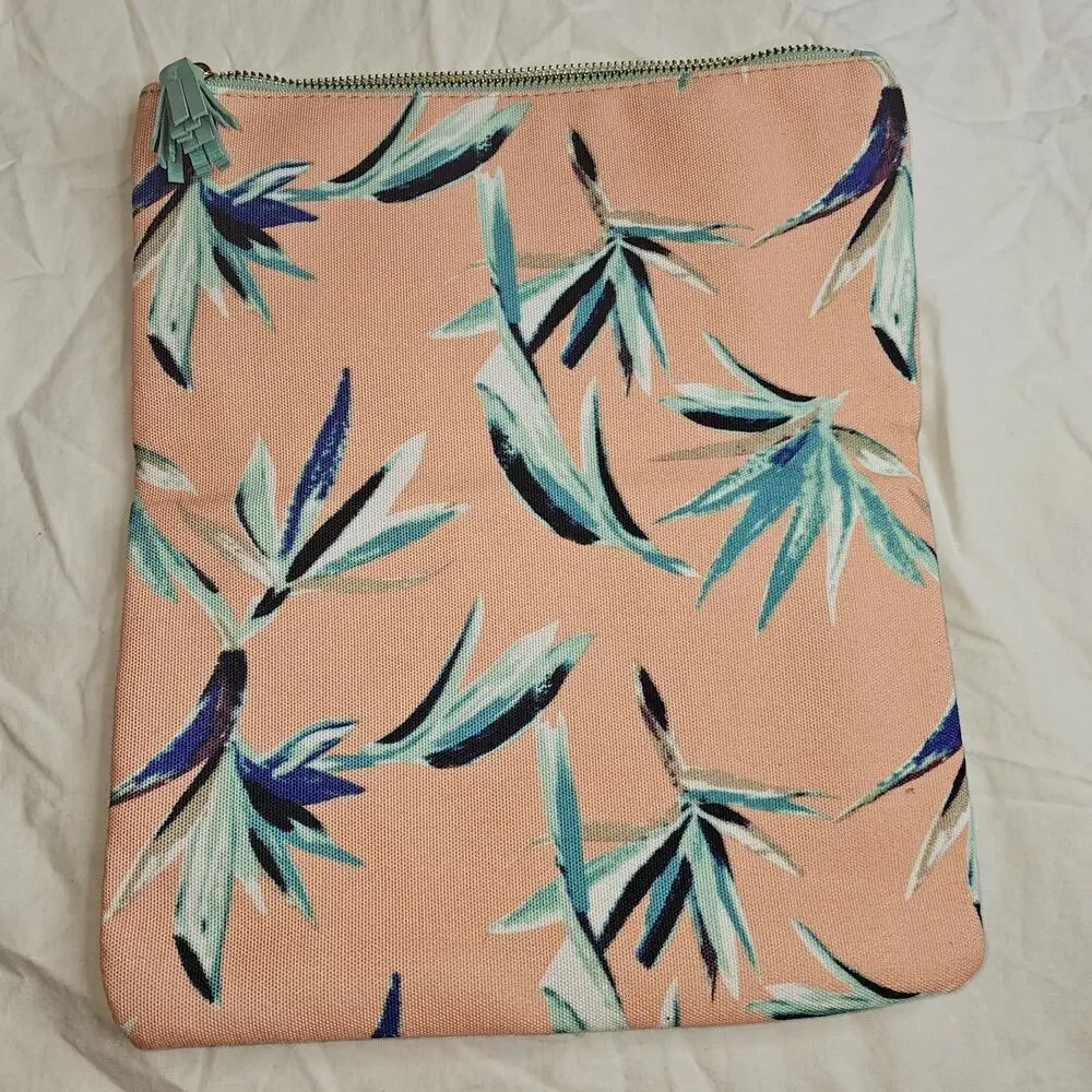 Anthropologie Rachel Pally Reversible Folded Clutch Tropical leaf Faux Leather